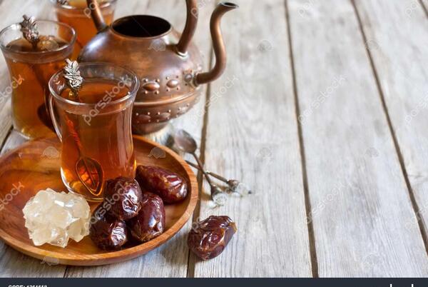عکس چای و خرما