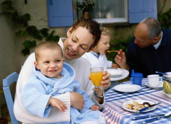 عکس خانوادگی غذا