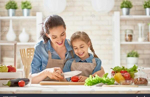عکس خانوادگی غذا