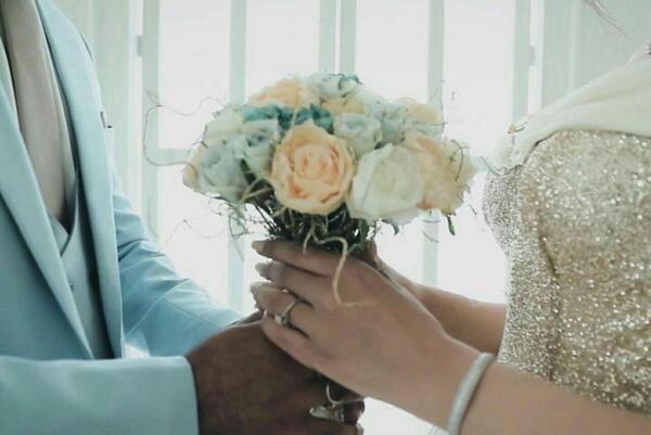 عکس گل های زیبای عروس