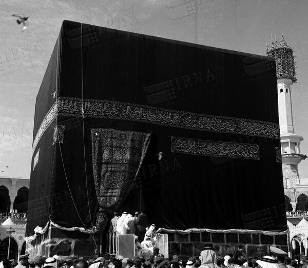 عکس کعبه سیاه و سفید