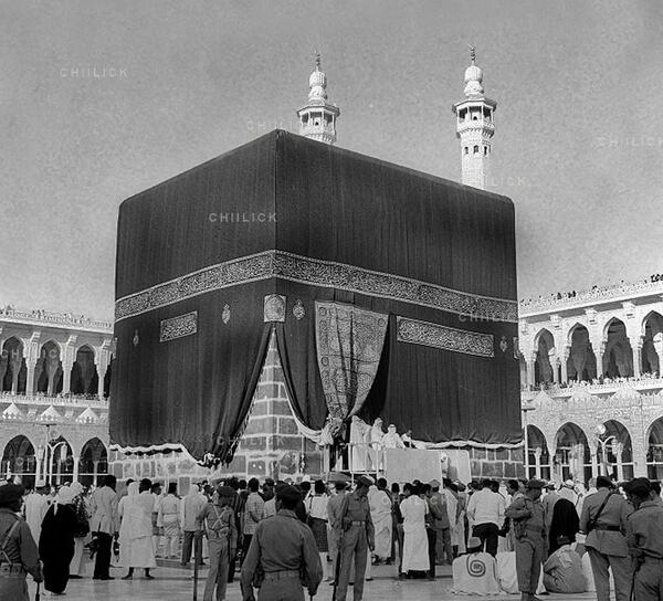 عکس کعبه سیاه و سفید