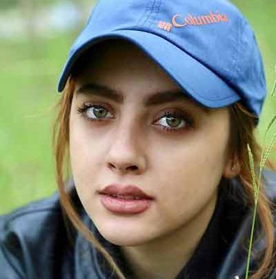 عکس یلدا افشارنیا و همسرش