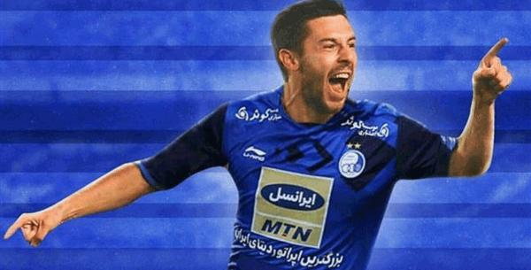 عکس رونالدو در استقلال