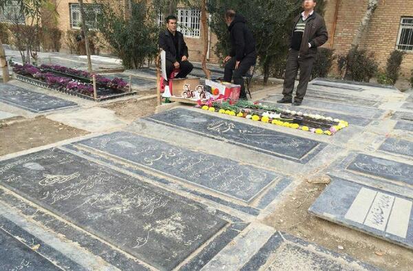 عکس قبر قطعه هنرمندان