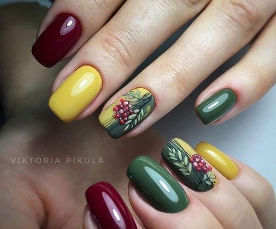 عکس ایده لاک ناخن برای شب یلدا