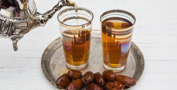 عکس چای با خرما