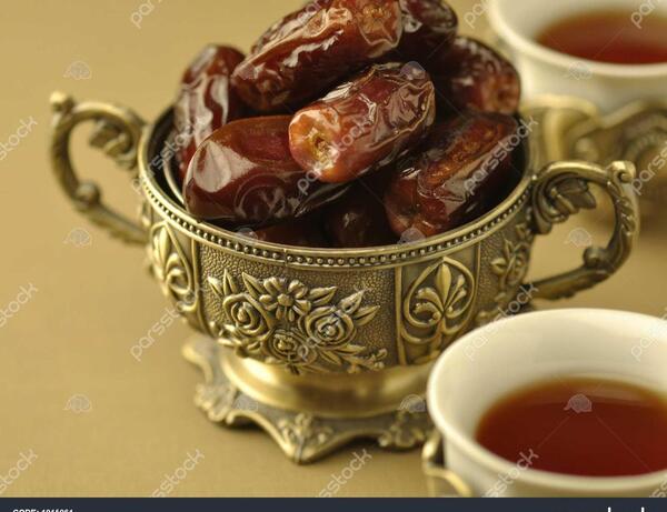 عکس چای با خرما