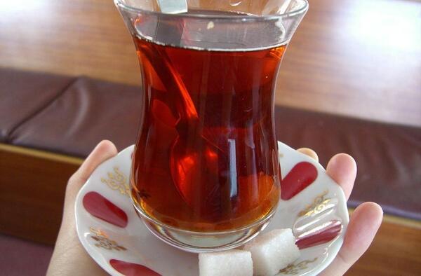 عکس چای با خرما