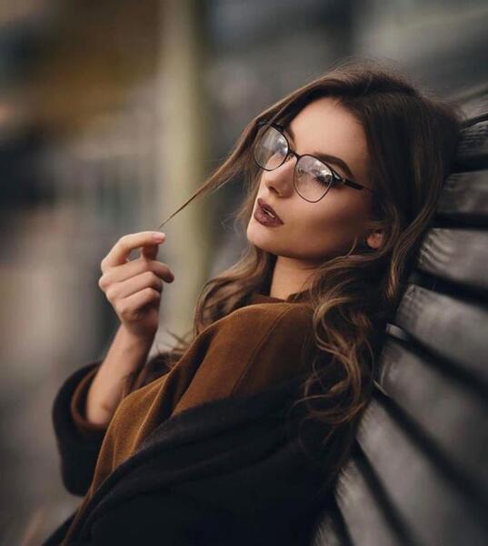 عکس غمگین دختر خارجی
