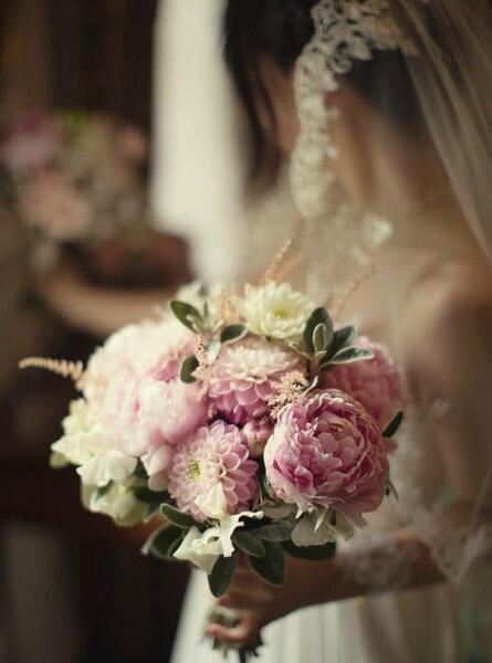 عکس دسته گل عروس برای پروفایل