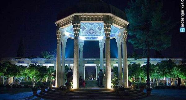 عکس حافظیه در شب