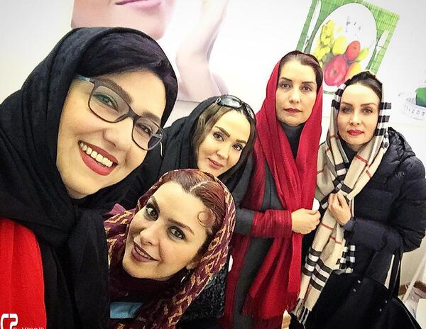 عکس دخترونه دست جمعی