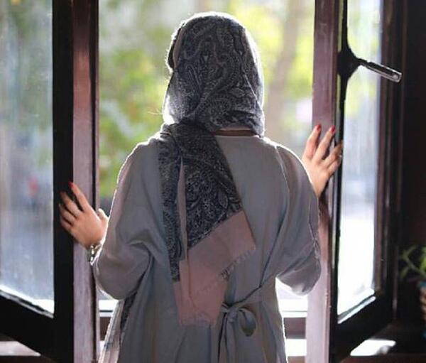 عکس دختر تنها غمگین جدید