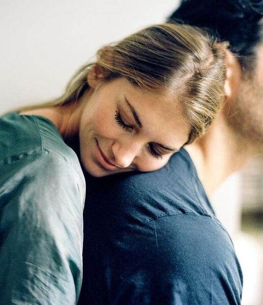 عکس عاشقانه دونفره نوجوان