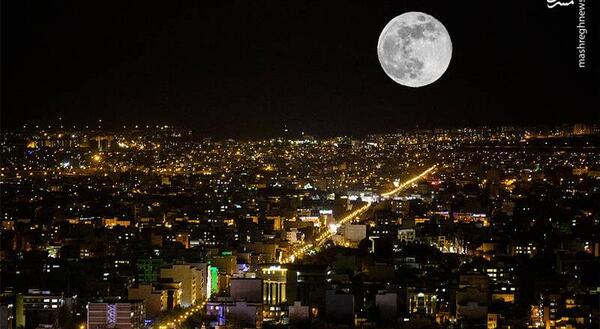 عکس ماه کامل در شب