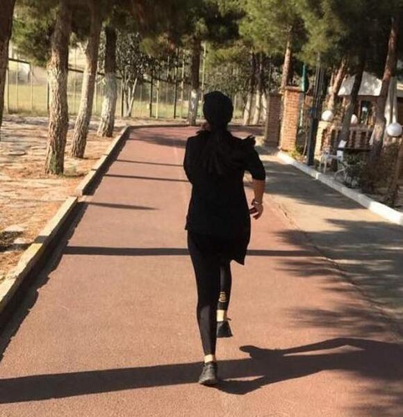 عکس آهو در حال دویدن