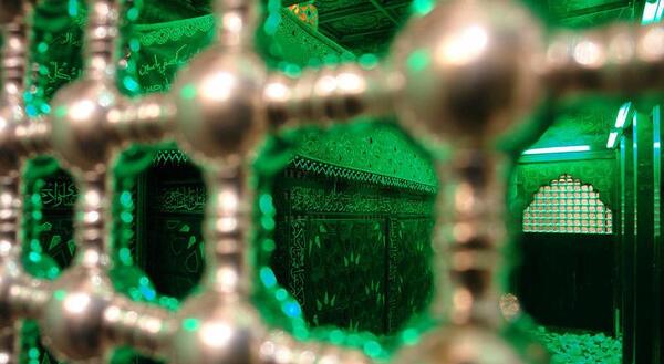عکس شبکه های ضریح امام حسین