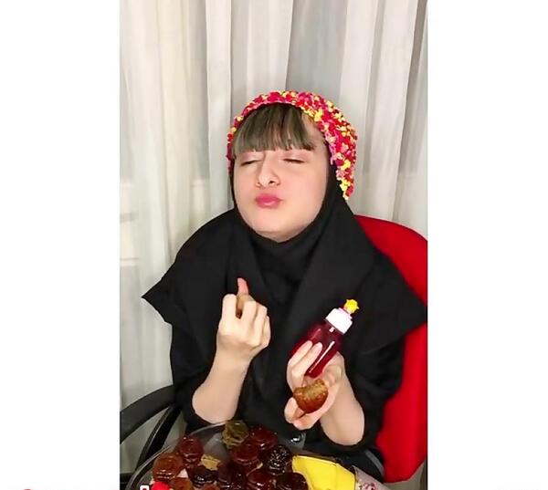 عکس های خنده دار هلیا