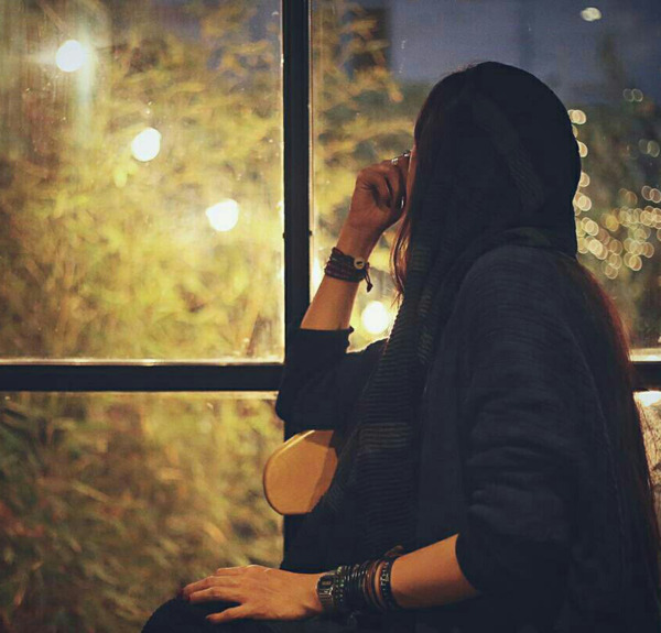 عکس پروفایل دخترونه طبیعی نیمرخ