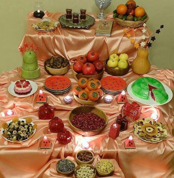 عکس ایده برای چیدن میز شب یلدا