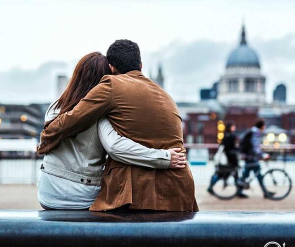 ژست عکس لاکچری دونفره