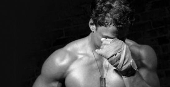 عکس پروفایل پسرانه هیکلی