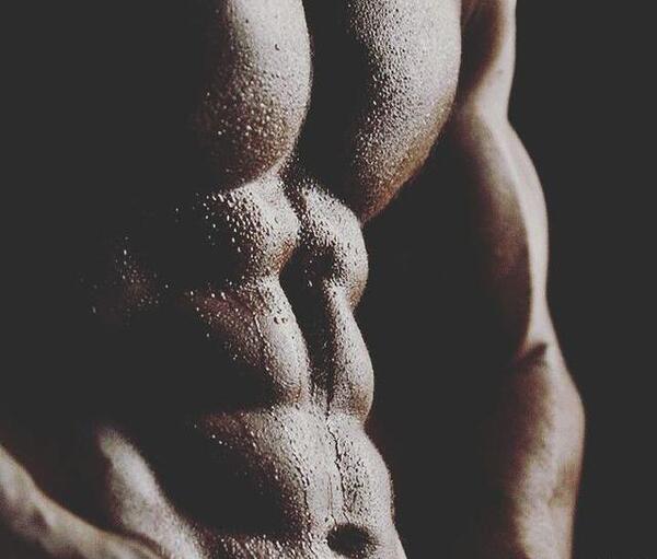 عکس پروفایل پسرانه هیکلی