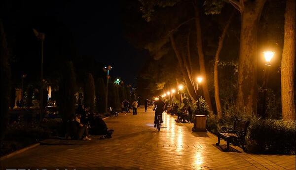 عکس شب در شهر