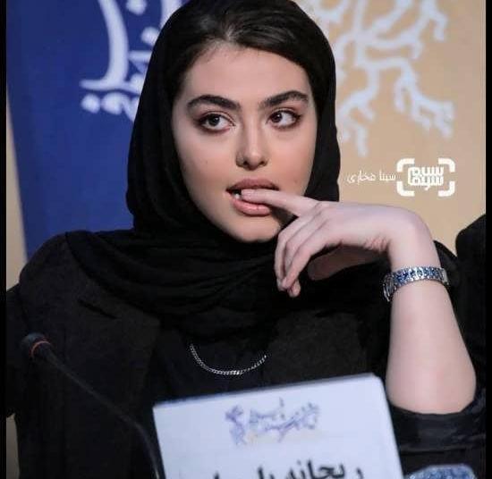 عکس ریحانه پارسا در جشنواره فیلم فجر