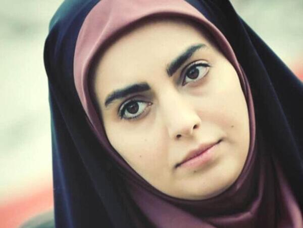 عکس با حجاب مهشید جوادی