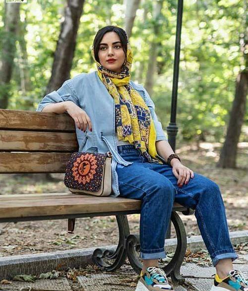 عکس با حجاب مهشید جوادی