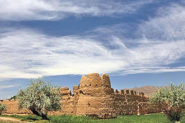 عکس بهار گلپایگان