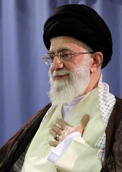 عکس سه بعدی آیت الله خامنه ای