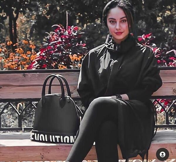 عکس خانوادگی ترلان پروانه و همسرش