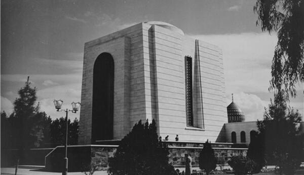 عکس هایی از آرامگاه رضا شاه
