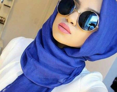 عکس دختر باحجاب با عینک دودی
