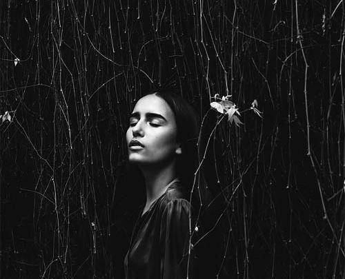 عکس های غمگین سیاه و سفید