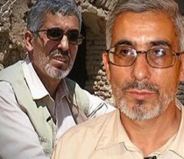 عکس امام خمینی زمان پیاده شدن از هواپیما