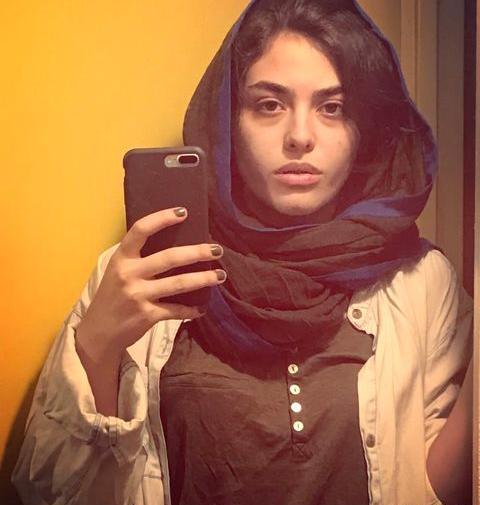 عکس آشفته ریحانه پارسا