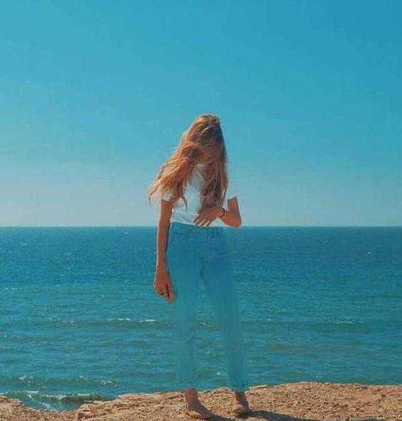 عکس دخترونه کنار دریا
