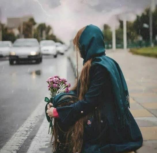 عکس ژست دخترانه از پشت