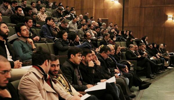 عکس دکتر جعفری لنگرودی
