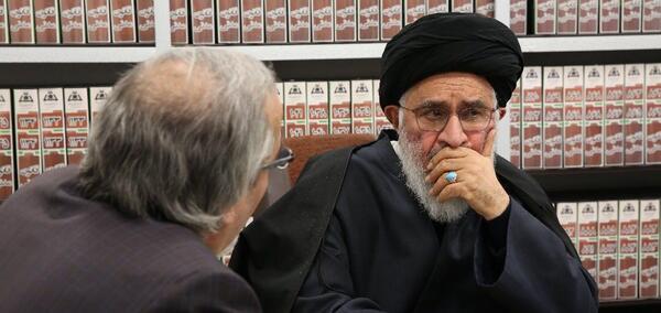 عکس دکتر جعفری لنگرودی