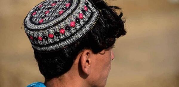 عکس بچه بازی طالبان