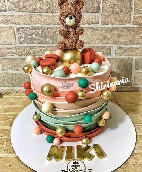 عکس کیک تولد دخترانه قهوه ای