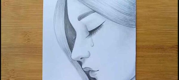 عکس دختر غمگین نقاشی