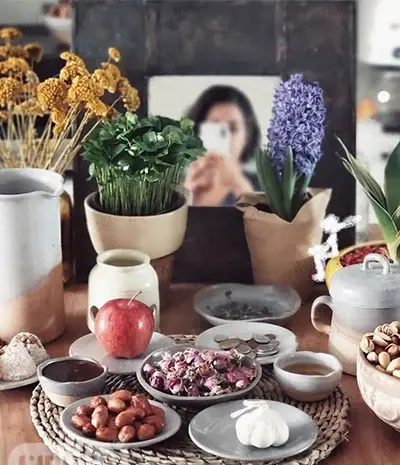 عکس سفره هفت سین با ظرف سفالی