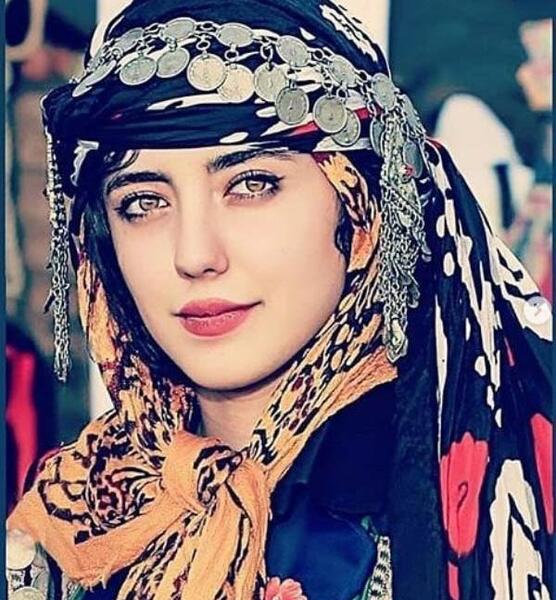 عکس زیبای دختر لر با لباس محلی