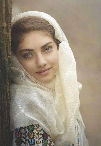 عکس دخترانه ژست دار